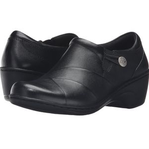 Clarks Women's Channing Ann Slip-On Loafer Size 9